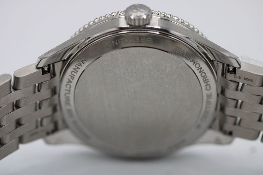 Breitling Navitimer A77320